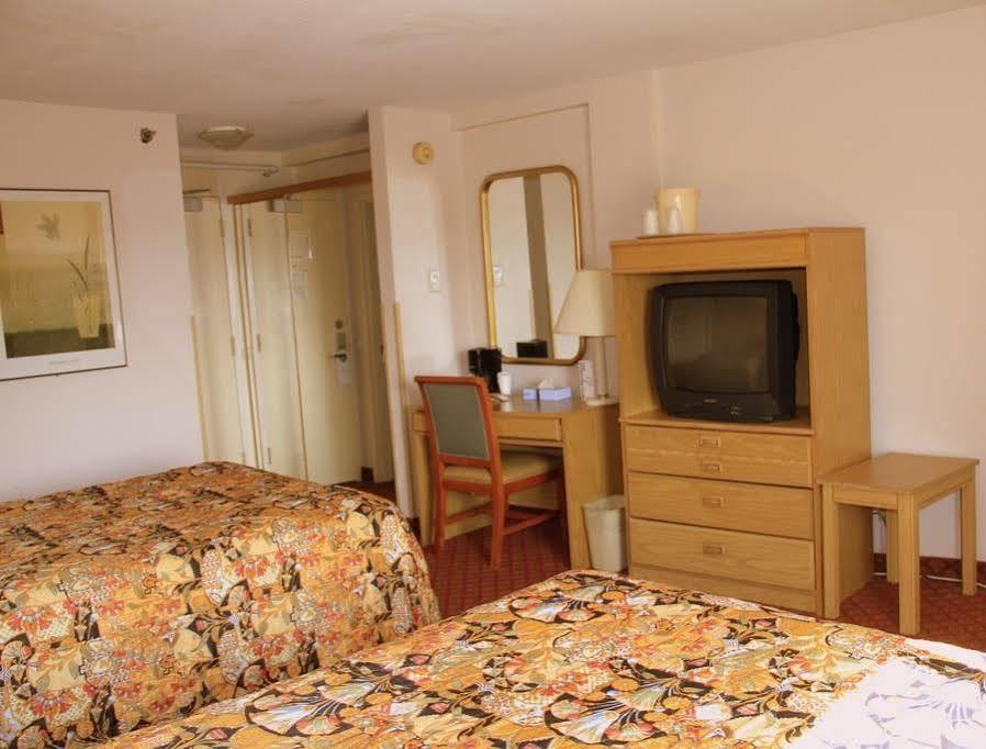 West Hartford Inn Dış mekan fotoğraf